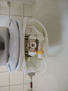 Toilet løber cisterne indvendig 9