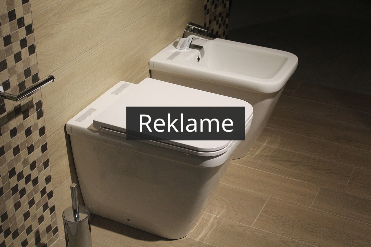 Er det tilladt selv at montere et toilet?